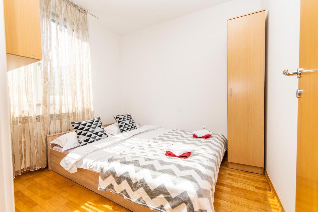 Modern 2Bdr Apartment In The Center- Free Parking Sarajevo Bagian luar foto